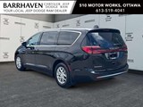 2027 Chrysler Pacifica Select image 2