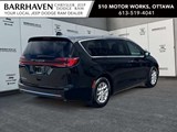 2027 Chrysler Pacifica Select image 4