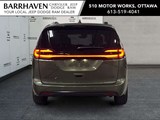2027 Chrysler Pacifica Select image 4
