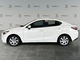 2017 Toyota Yaris Base (M6) image 2