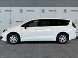 2027 Chrysler Grand Caravan SXT image 2