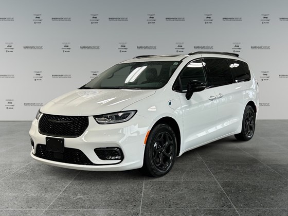 2024 Chrysler Pacifica Hybrid Select