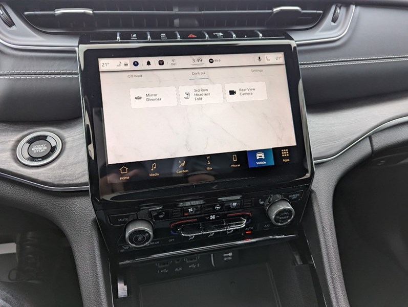 2022 Jeep Grand Cherokee L Overland 4x4 | Leather, Nav, 7 Passenger