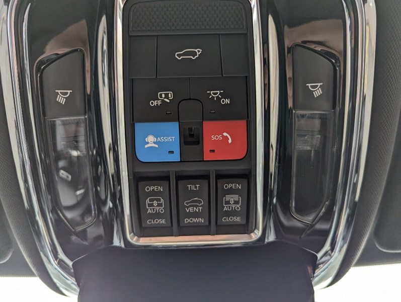 2022 Jeep Grand Cherokee L Overland 4x4 | Leather, Nav, 7 Passenger