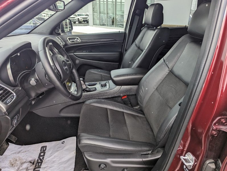 2022 Jeep Grand Cherokee WK Laredo Altitude | Sunroof, Leather, Tow Group