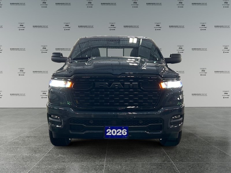 2026 RAM 1500 Express 4x4 Crew Cab 5'7" Box