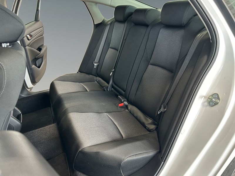 2018 Honda Accord LX | Ultra Low KM's