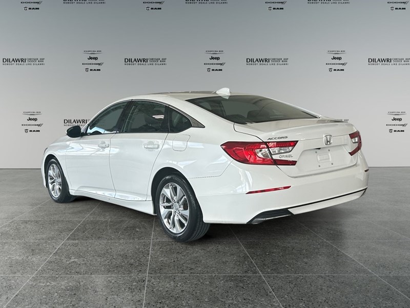 2018 Honda Accord LX | Ultra Low KM's