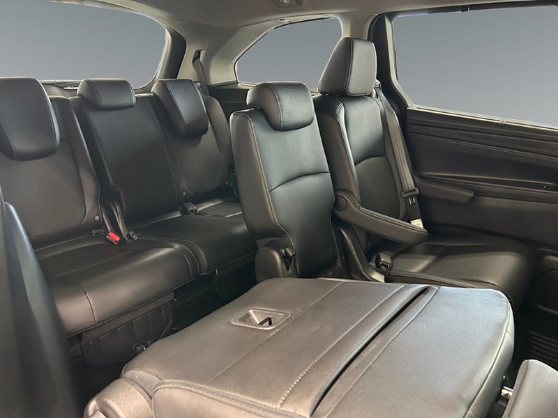 2023 Honda Odyssey EX-L | DVD | 8-Pass | Like NEW