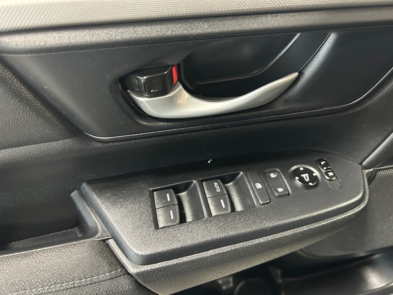 2019 Honda CR-V LX AWD | Ultra Low KM's