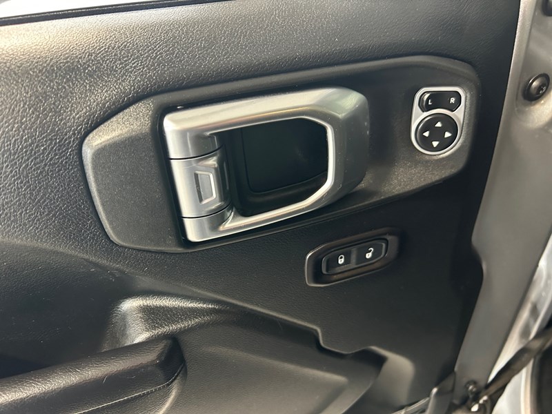 2019 Jeep Wrangler Sport S 4x4 | Local Trade