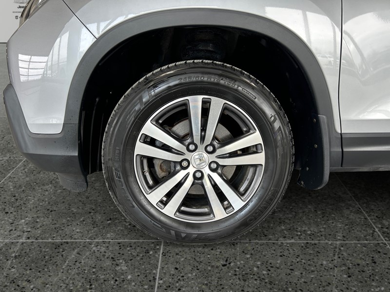 2019 Honda Ridgeline EX-L AWD | Ultra Low KM's