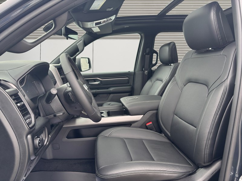 2026 RAM 1500 Sport 4x4 Crew Cab 5'7" Box