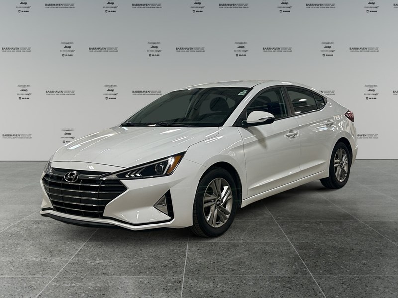 2020 Hyundai Elantra Preferred IVT | Low KM's