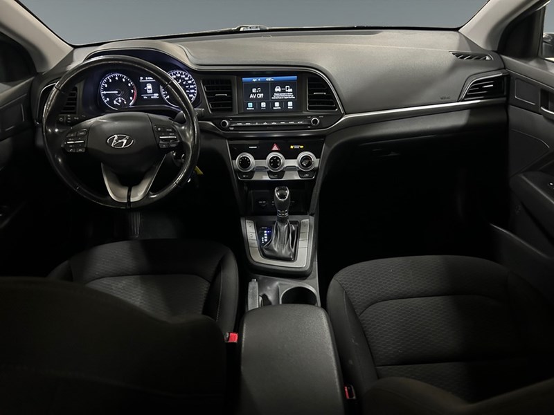 2020 Hyundai Elantra Preferred IVT | Low KM's