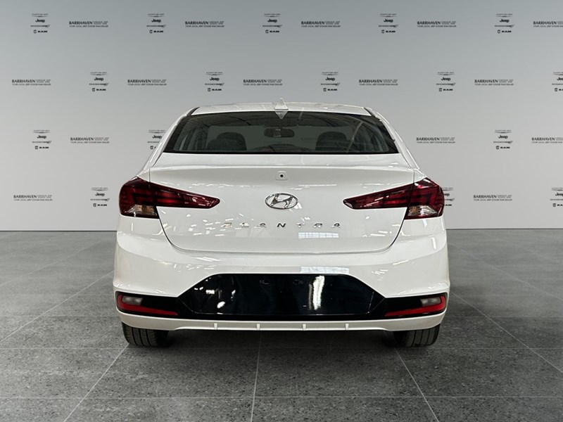 2020 Hyundai Elantra Preferred IVT | Low KM's