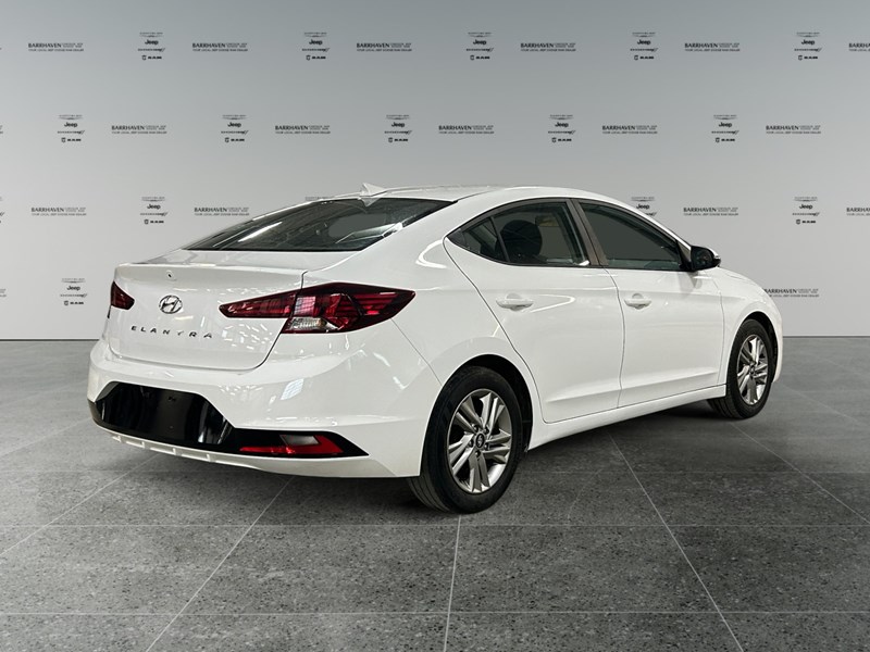 2020 Hyundai Elantra Preferred IVT | Low KM's