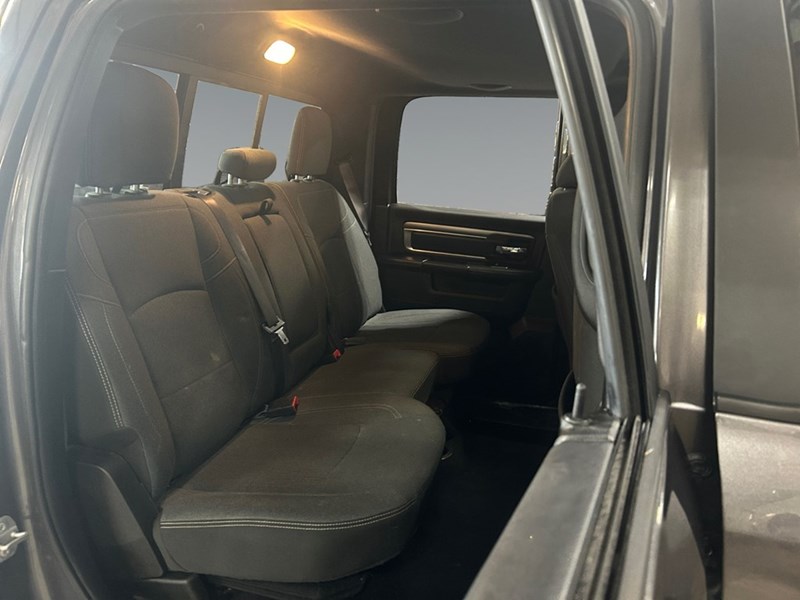 2021 RAM 1500 Classic Warlock 4x4 Crew V8 | Sunroof | Local Trade