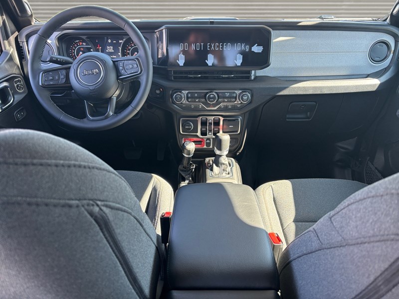 2026 Jeep Gladiator Willys 4x4