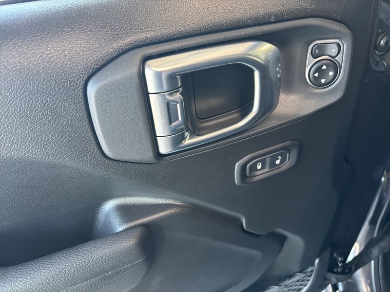 2026 Jeep Gladiator Willys 4x4