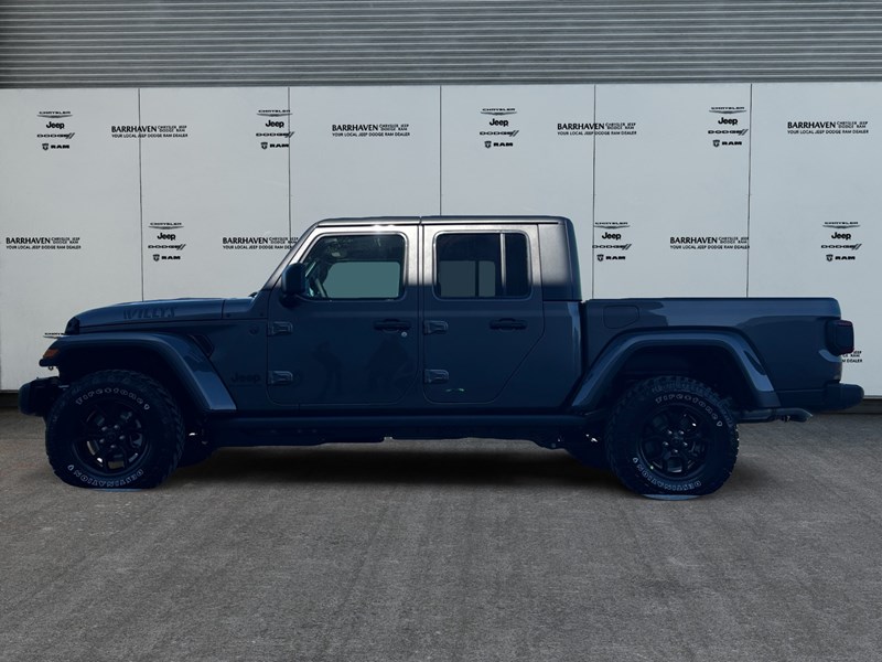2026 Jeep Gladiator Willys 4x4