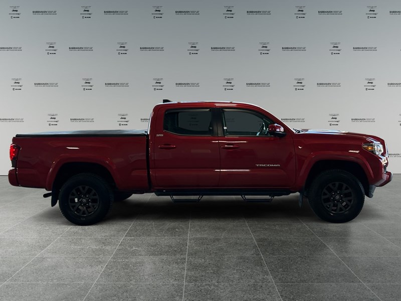 2020 Toyota Tacoma 4x4 Double Cab | Low KM's