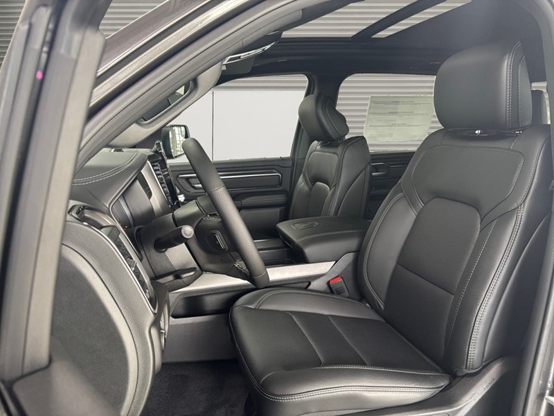 2026 RAM 1500 Sport 4x4 Crew Cab 5'7" Box