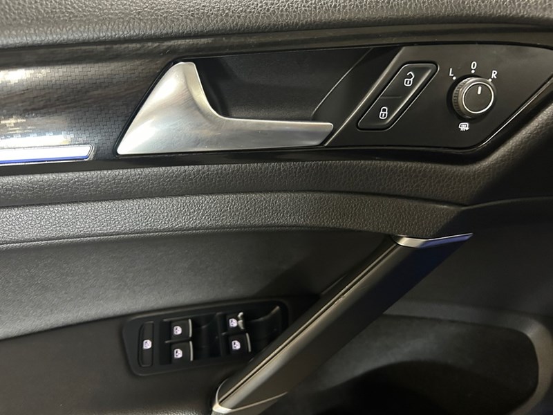2018 Volkswagen Golf R DSG | Ultra Low KM's