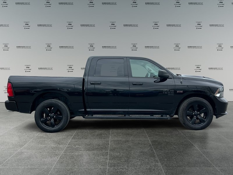2020 RAM 1500 Classic Express 4x4 Crew