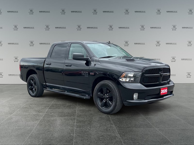 2020 RAM 1500 Classic Express 4x4 Crew