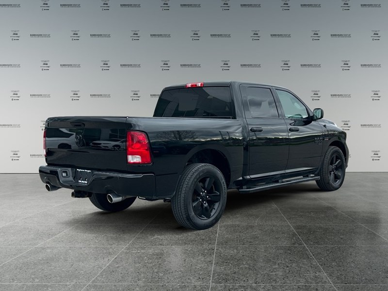 2020 RAM 1500 Classic Express 4x4 Crew
