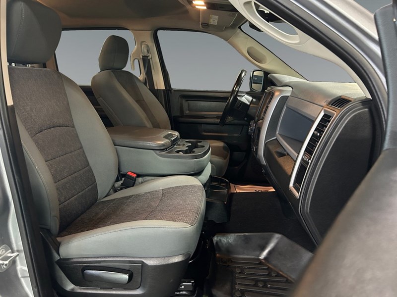 2020 RAM 1500 Classic Black Express Crew Cab 4x4