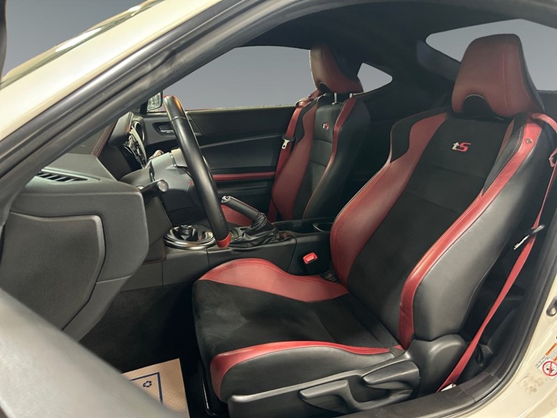 2018 Subaru BRZ tS | Ultra Low KM's