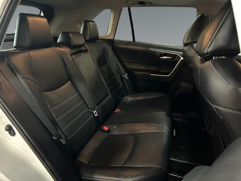 2020 Toyota RAV4 XLE  Premium AWD
