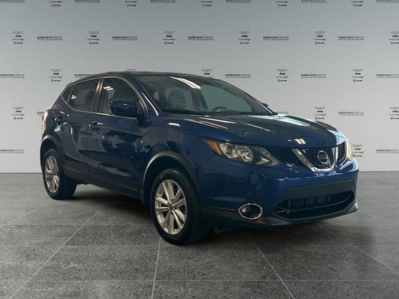 2019 Nissan Qashqai SV CVT | Sunroof | Ultra LOW KM's