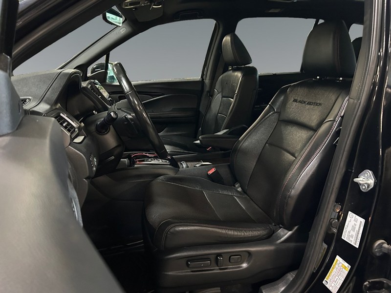 2022 Honda Pilot Black Edition AWD