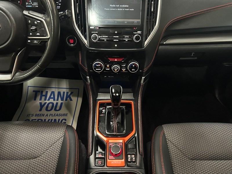 2019 Subaru Forester 2.5i Sport w/EyeSight Pkg | Low KM's