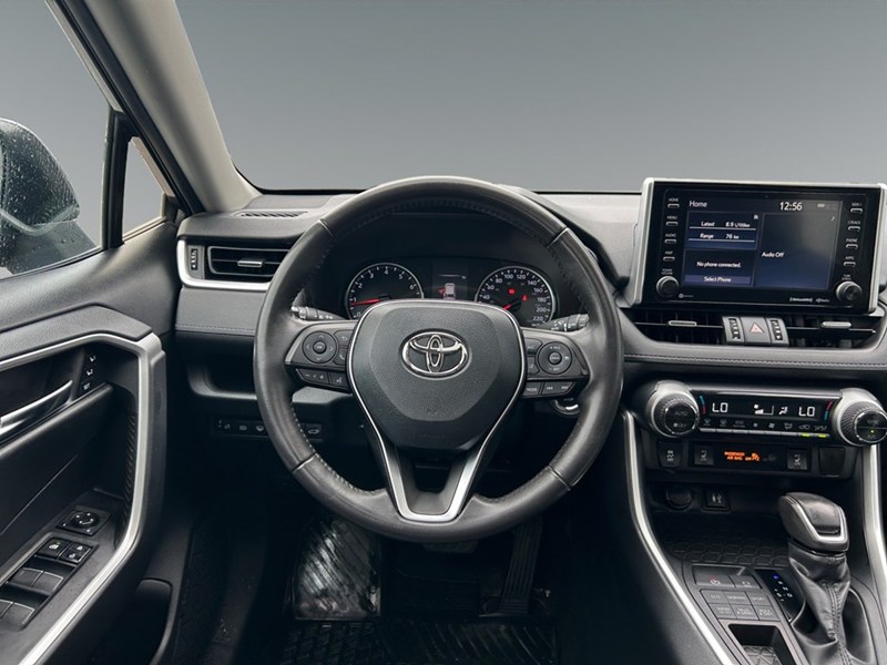2019 Toyota RAV4 AWD XLE PREMIUM | Low KM's
