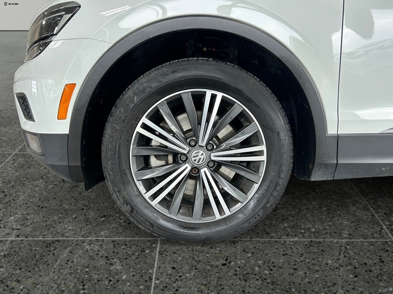 2019 Volkswagen Tiguan Highline 4MOTION | Ultra Low KM's