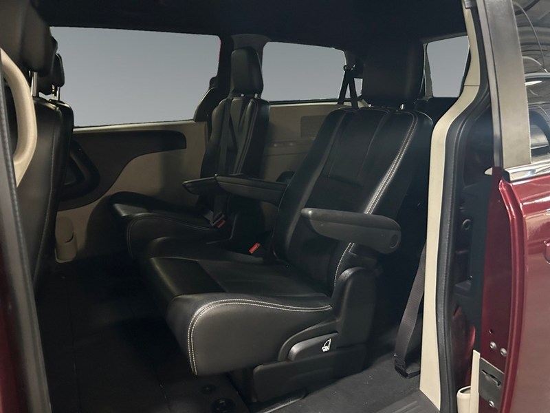 2019 Dodge Grand Caravan SXT Premium Plus