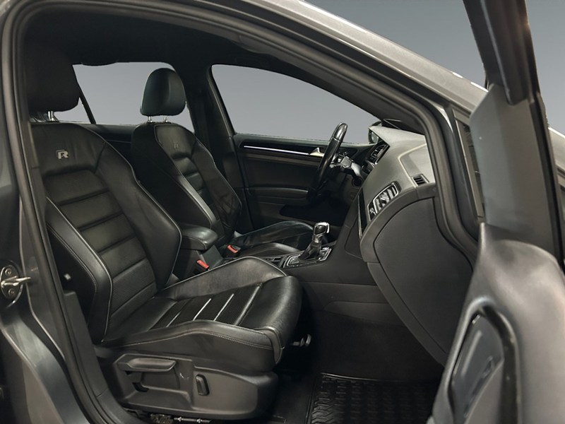 2019 Volkswagen Golf R DSG | Low KM's