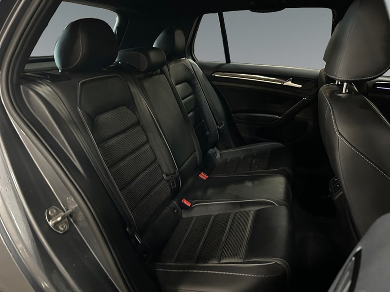 2019 Volkswagen Golf R DSG | Low KM's