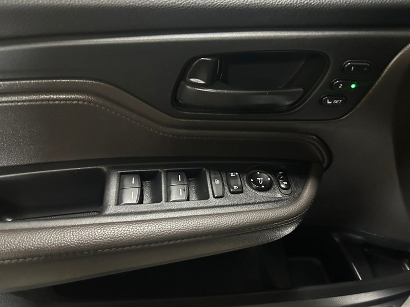 2019 Honda Odyssey EX-L Navi | Ultra Low KM's
