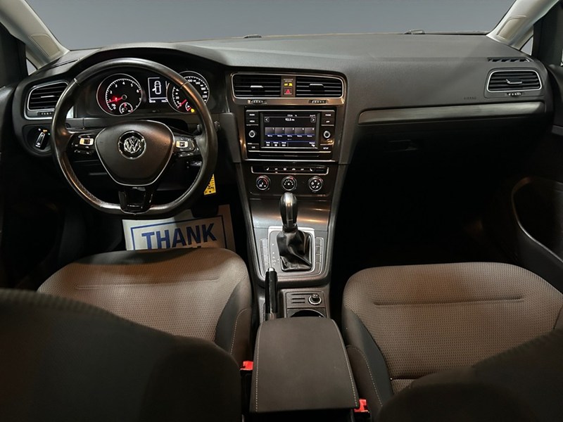 2018 Volkswagen Golf Comfortline | Ultra Low KM's