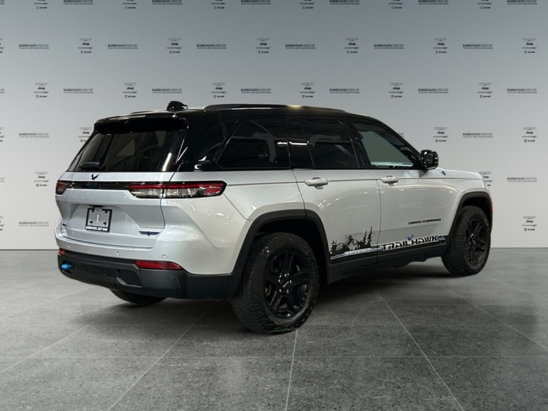 2022 Jeep Grand Cherokee 4xe Trailhawk 4x4