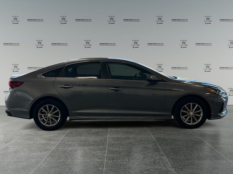 2018 Hyundai Sonata 2.4L GL | Ultra Low KM's