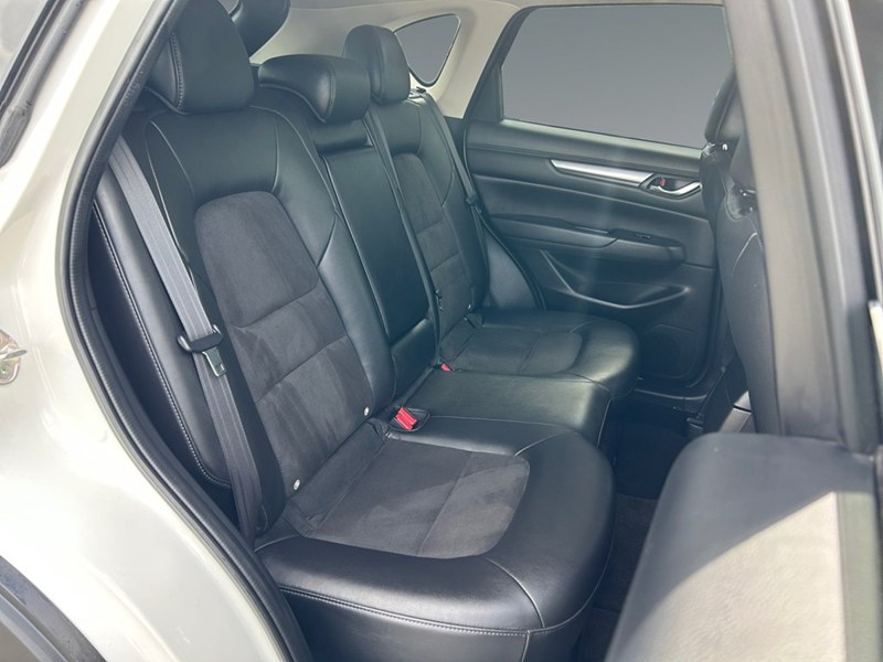 2022 Mazda CX-5 GS AWD | Low KM's