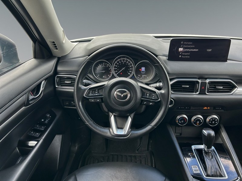 2022 Mazda CX-5 GS AWD | Low KM's