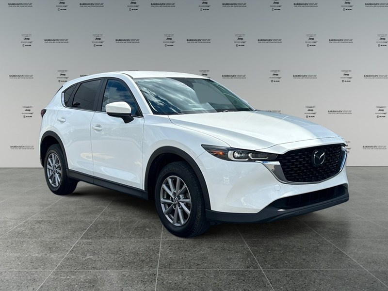 2022 Mazda CX-5 GS AWD | Low KM's