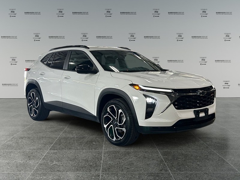 2025 Chevrolet Trax 2RS | Like NEW